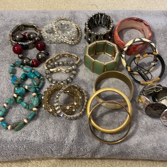 Random Bracelet Bundle! - Picture 2 of 3